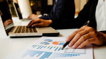 assessoria-de-financas-que-discute-plano-executivo-executivo